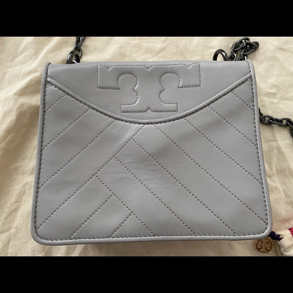 T O R Y B U R C H Brand New - image 2